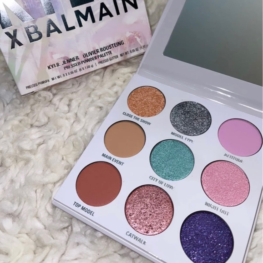 Kylie X Balmain eyeshadow palette 🎨 BNIB